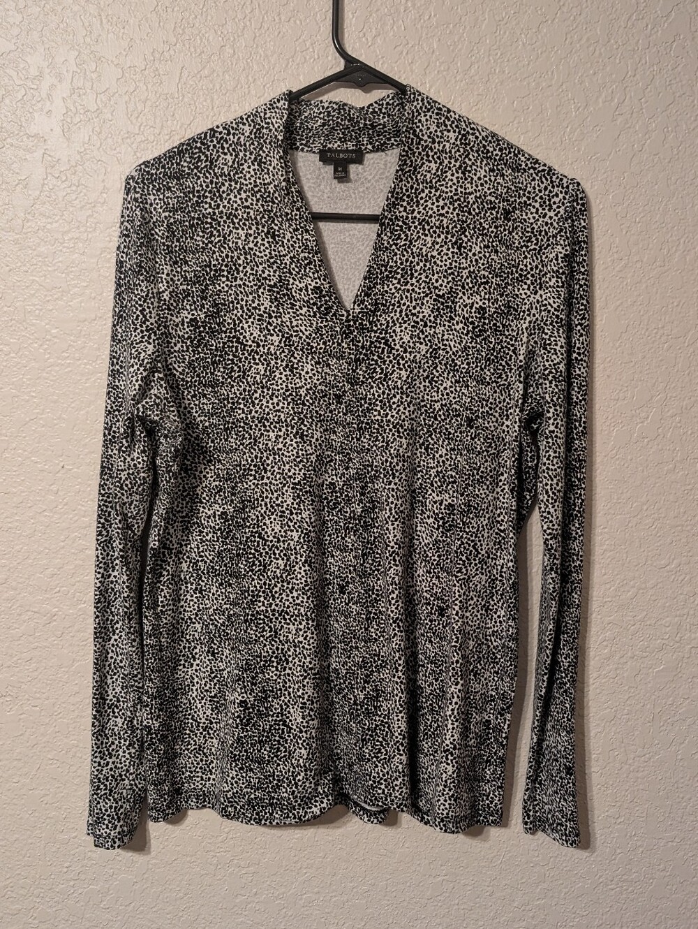 Talbots Black & White Speckled Long Sleeve V-Neck Blouse, Size M